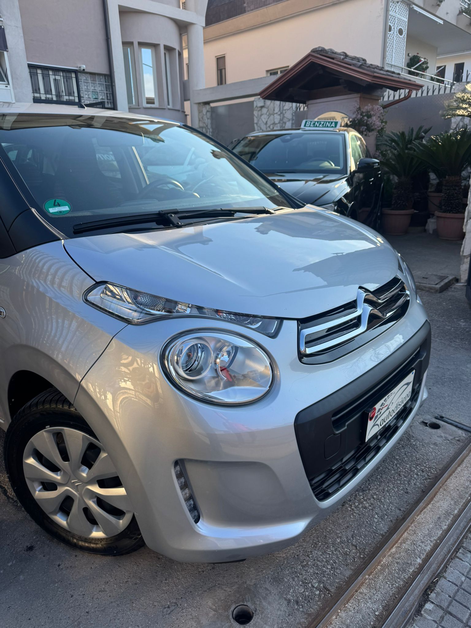 ✨ Compatta, moderna e con interni unici: questa Citroën C1 è una vera chicca introvabile 🚗💎