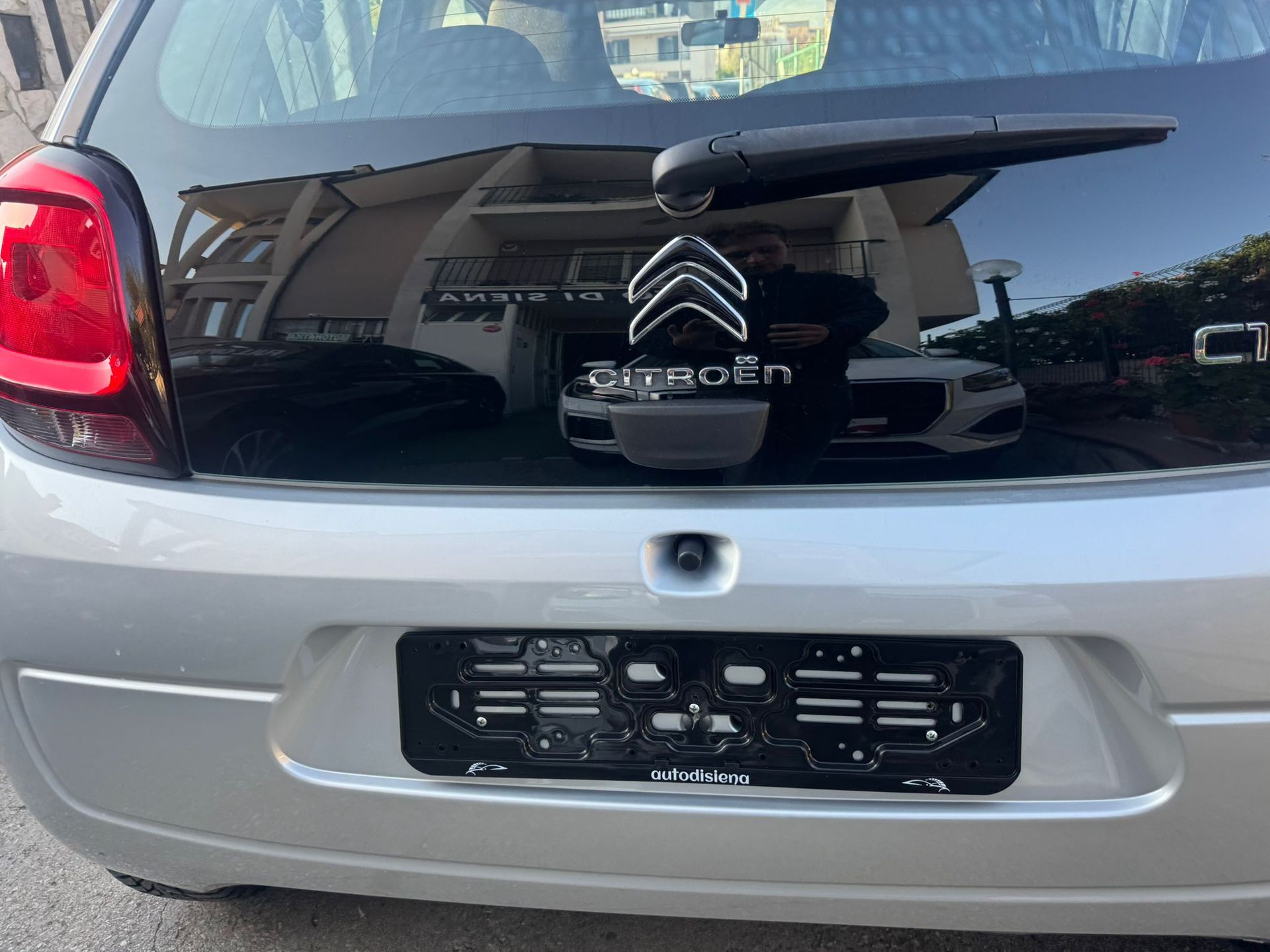 ✨ Compatta, moderna e con interni unici: questa Citroën C1 è una vera chicca introvabile 🚗💎