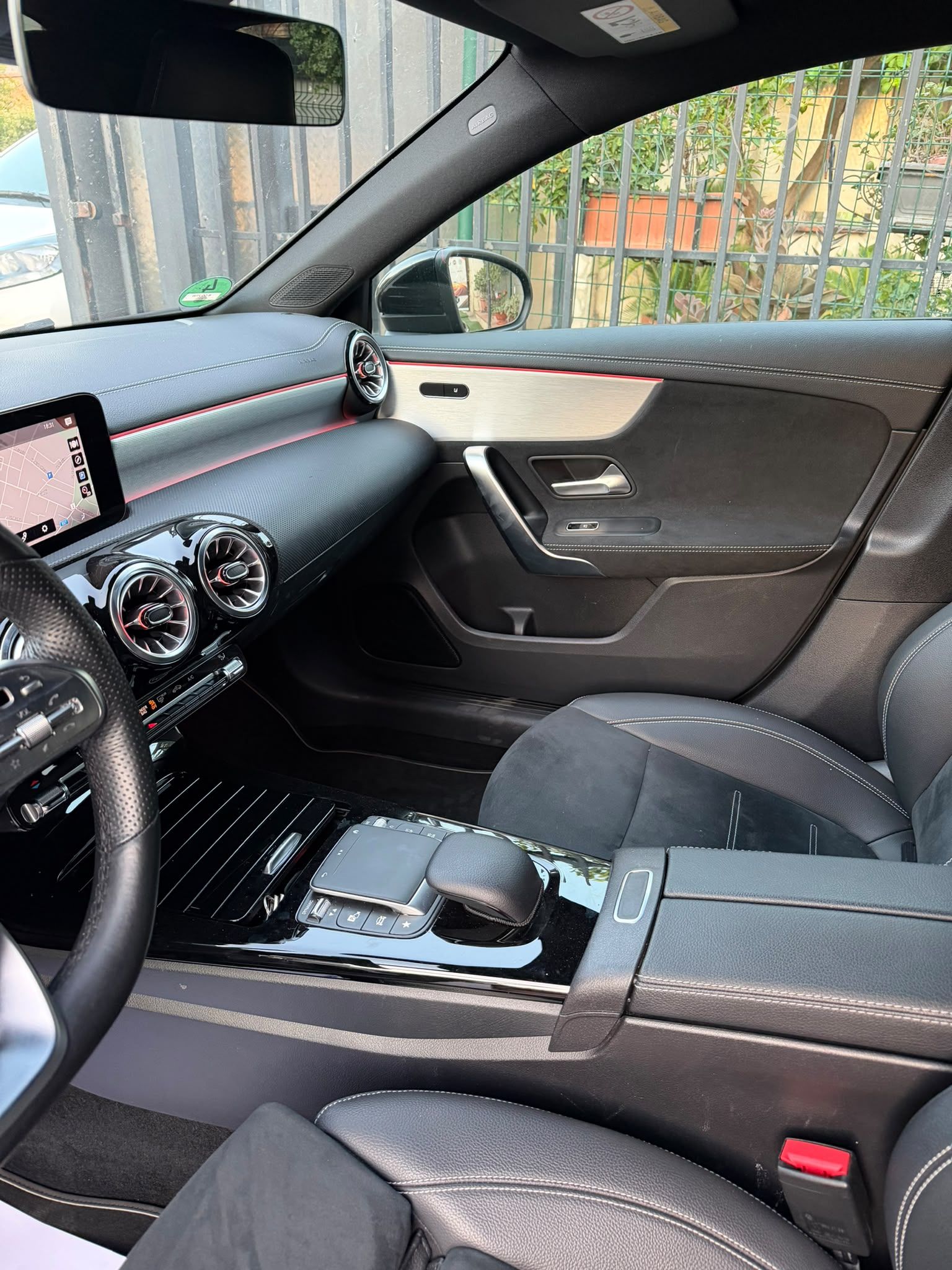 🖤🔥 MERCEDES-BENZ A180 AMG LINE EDITION 2021 – TOTAL BLACK – SOLO 41.124 KM