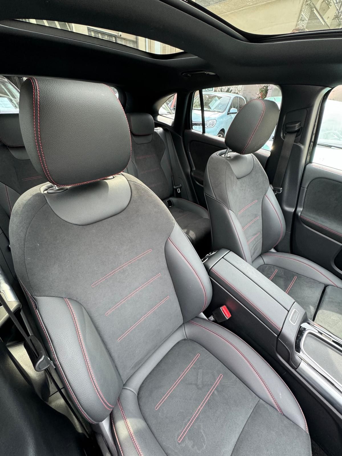 Mercedes GLA 200d AMG Line Premium Plus 2024 (Restyling)