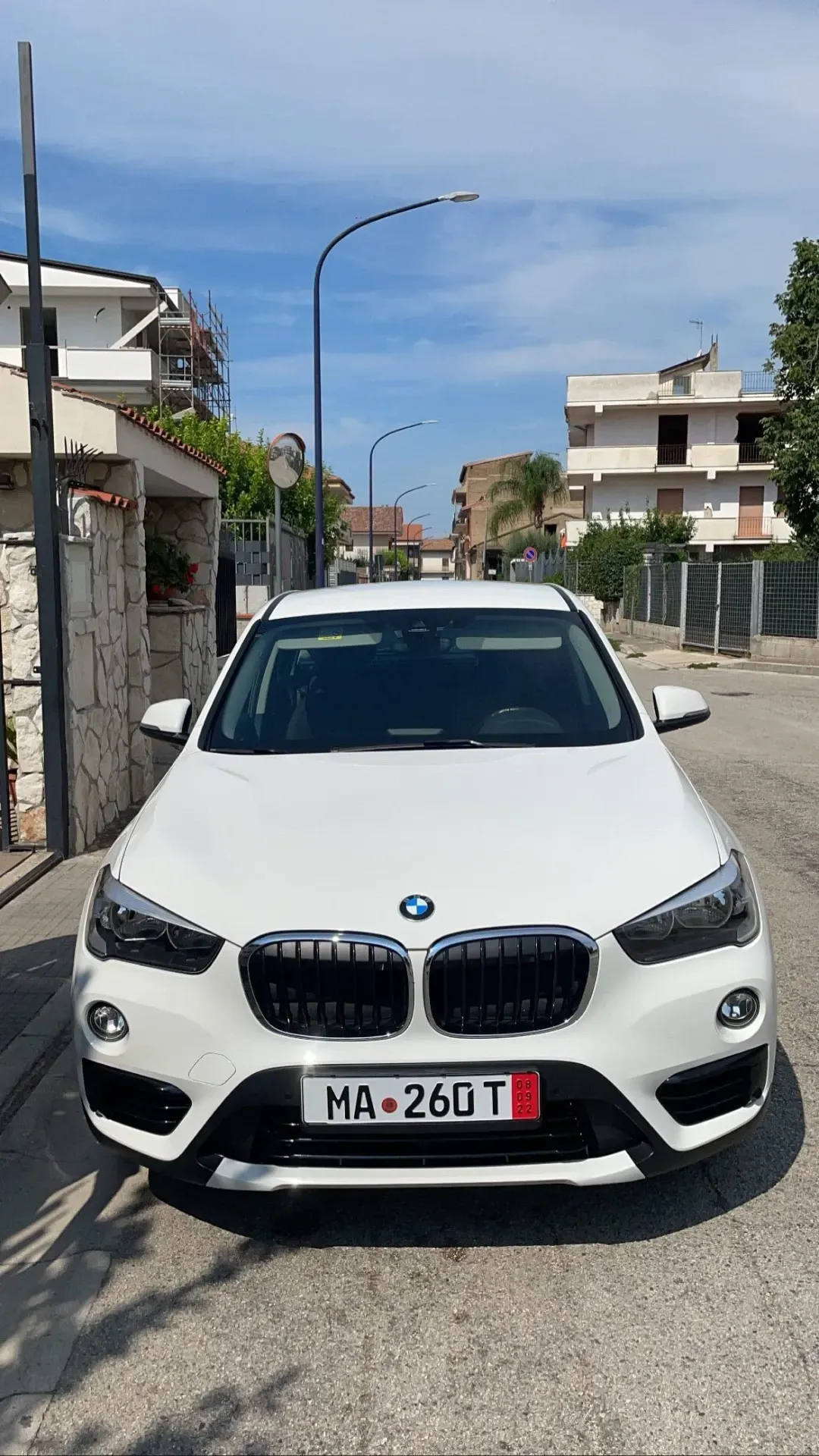 Image with no alt text