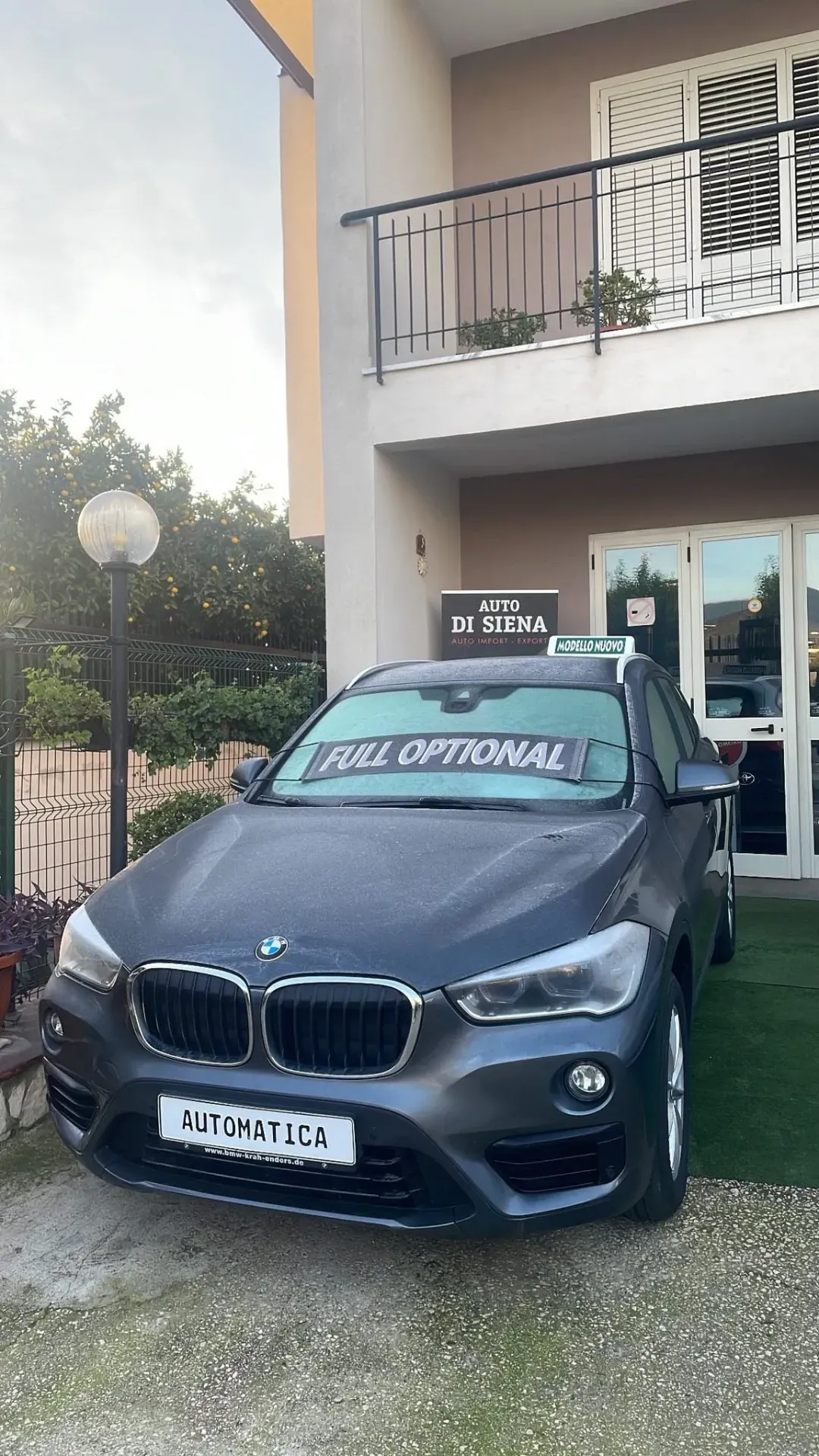 Image with no alt text