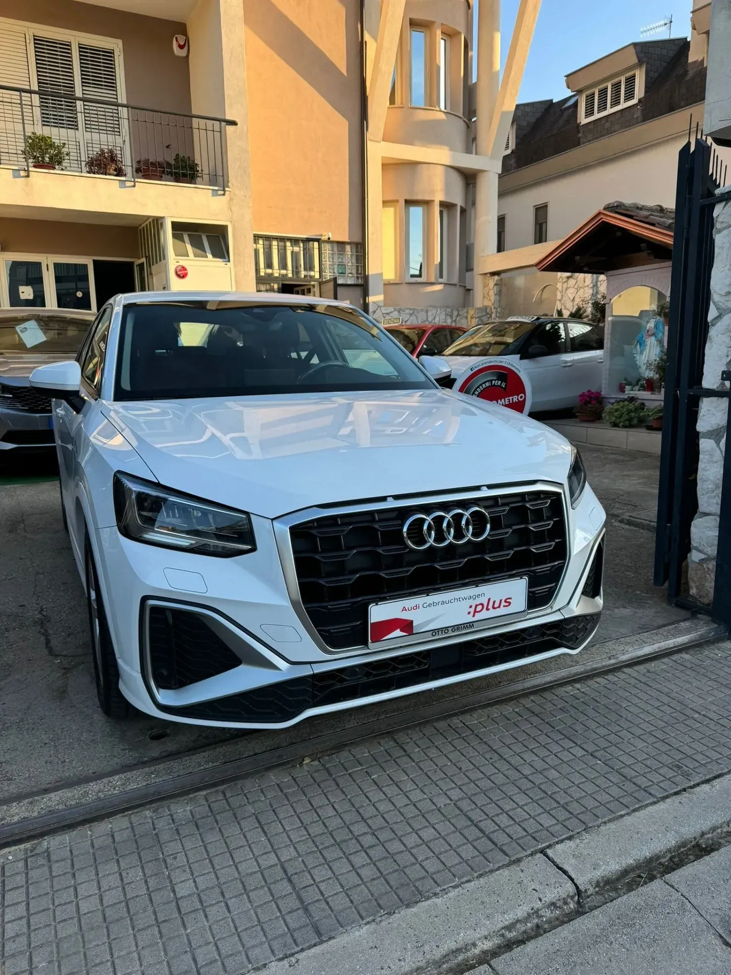 Image with no alt text