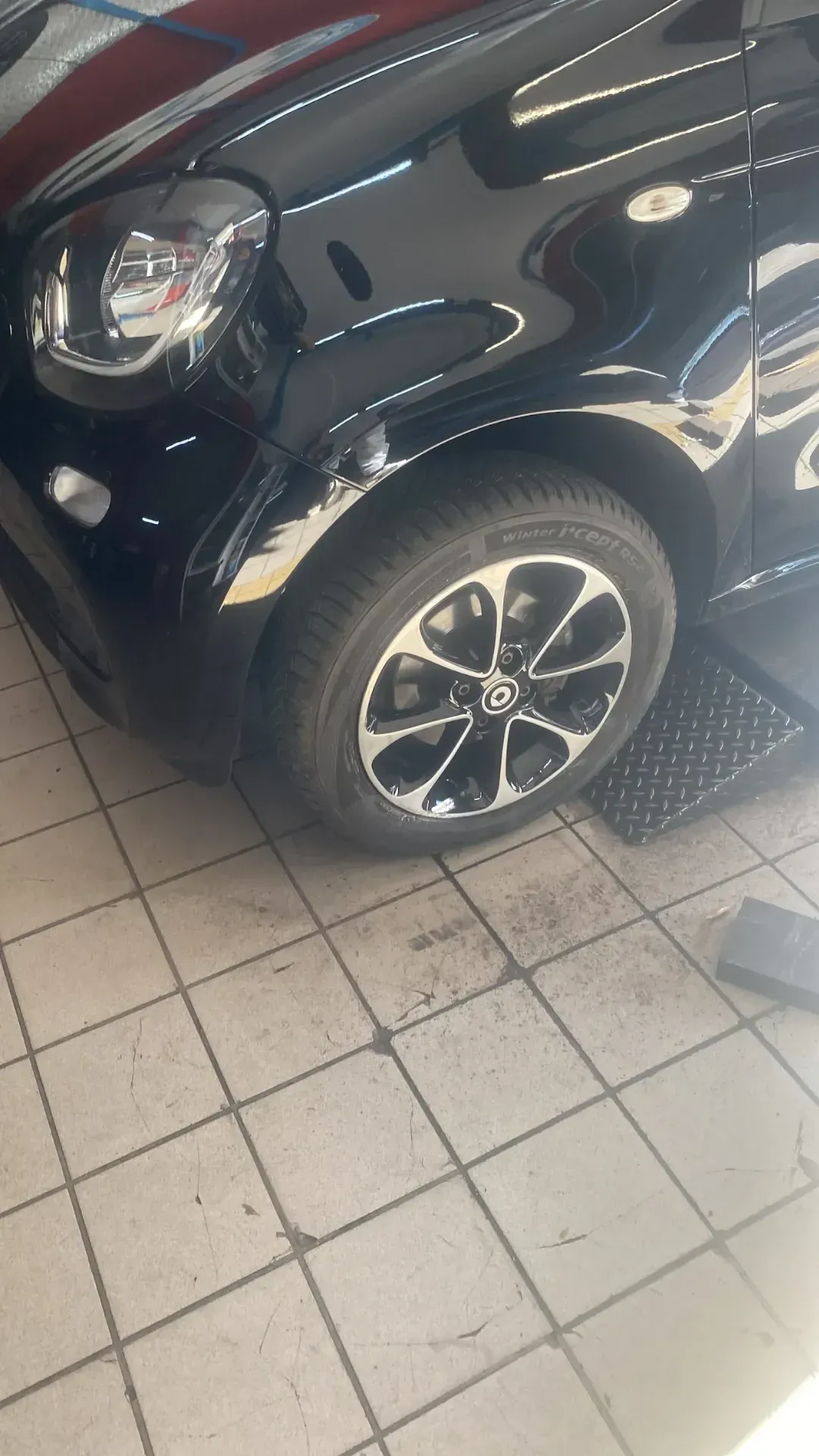 Image with no alt text