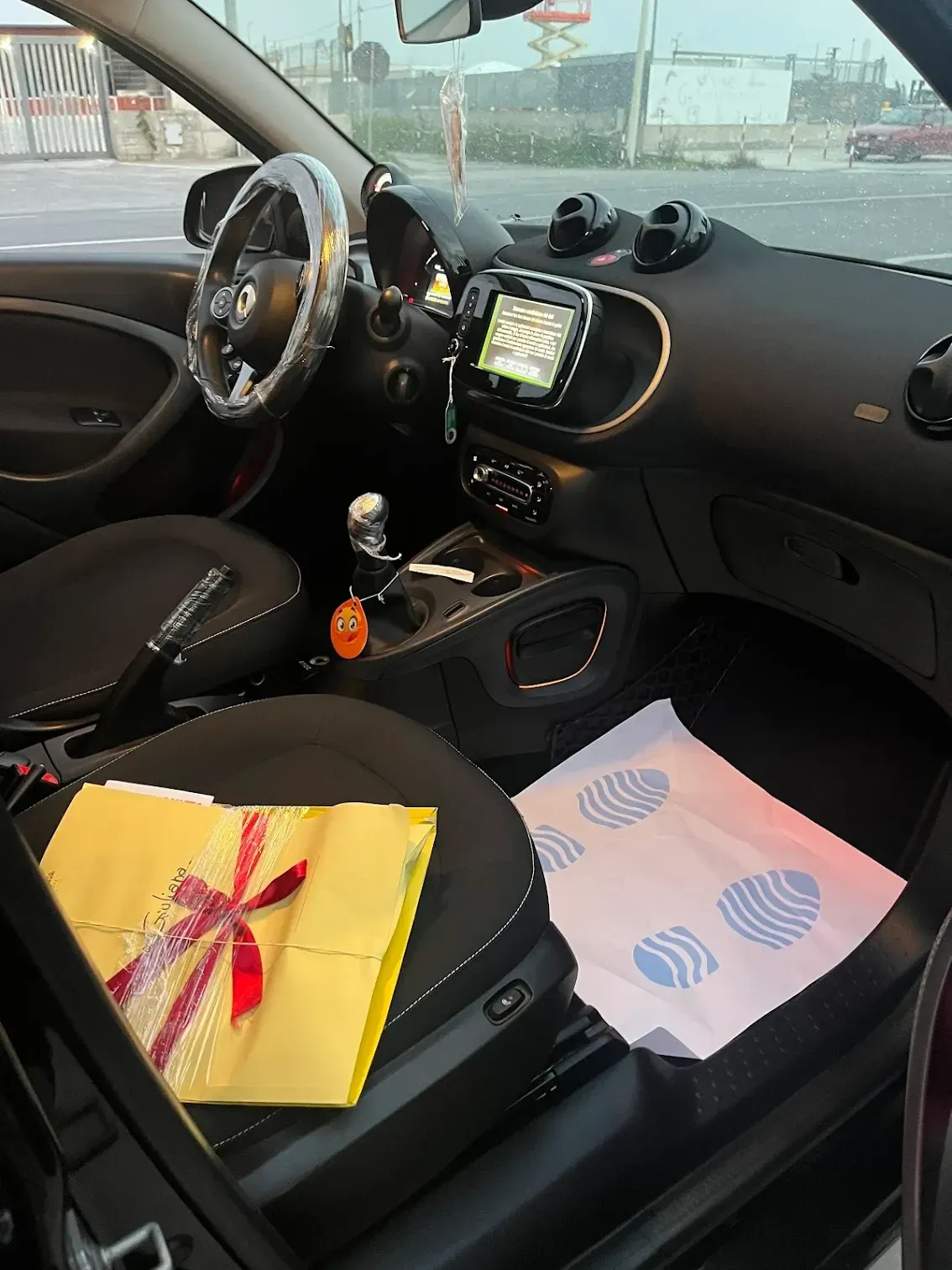 Image with no alt text