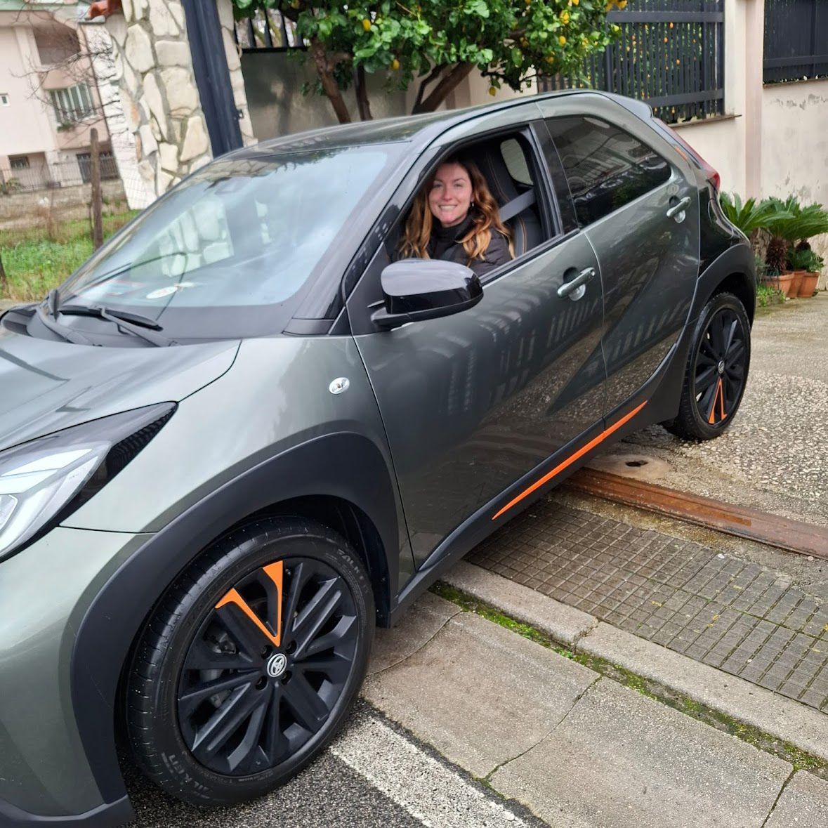 Image with no alt text