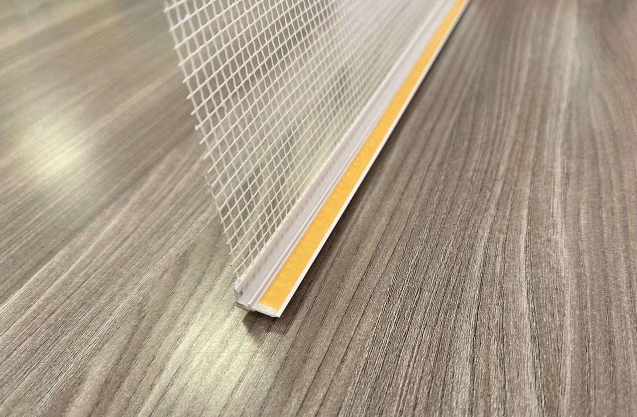 Profilo in pvc con rete in fibra di vetro per finestre e porte 6mm barra 2.5 m bianco